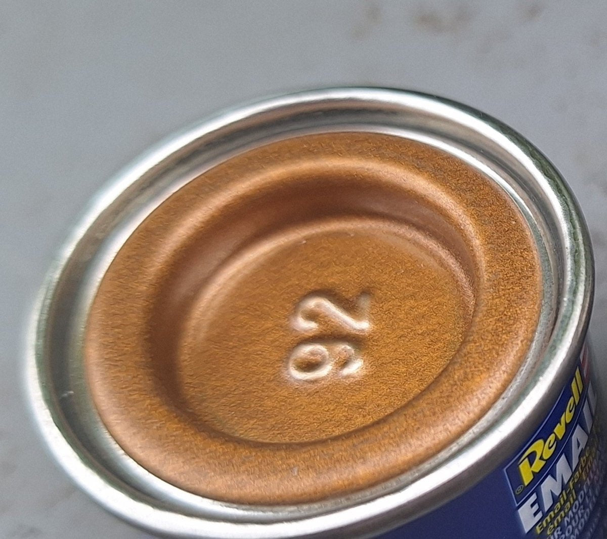Revell hobbyverf enamel verf – #92 brass – metallic – enamel – verf potje – 14 ml