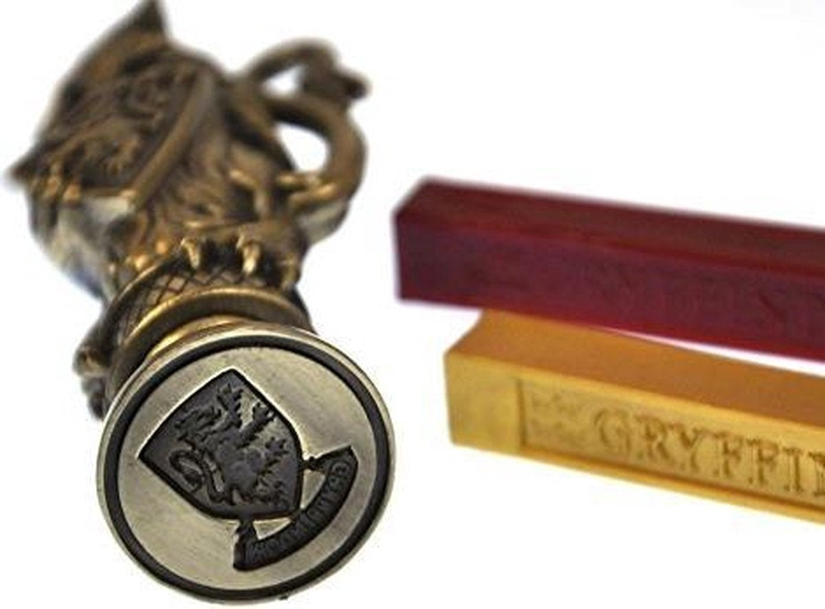The Noble Collection Harry Potter stempel gryffindor 10 cm goudkleurig