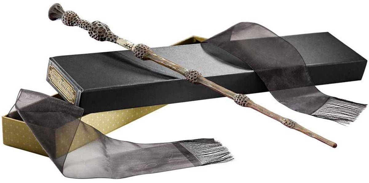 Fantastic Beasts 2 wand gellert grindelwald