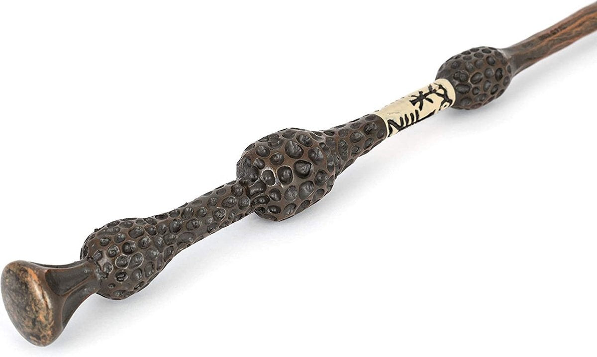 Fantastic Beasts 2 wand gellert grindelwald
