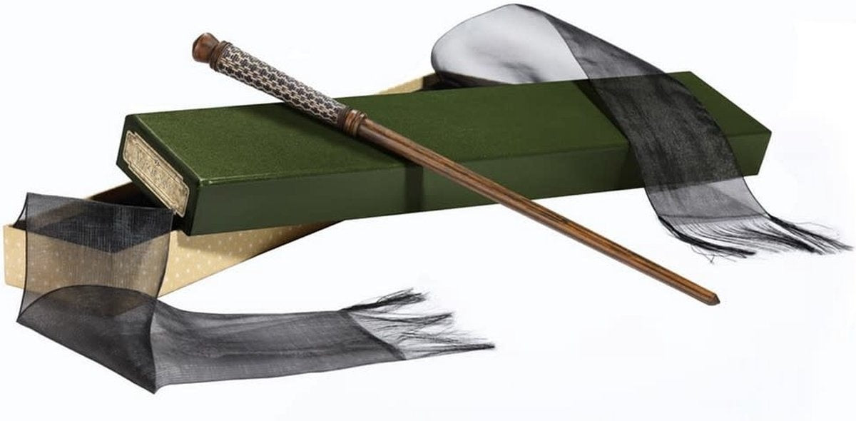 Fantastic Beasts: the secrets of dumbledore – wand of vicencia santos in collector's box