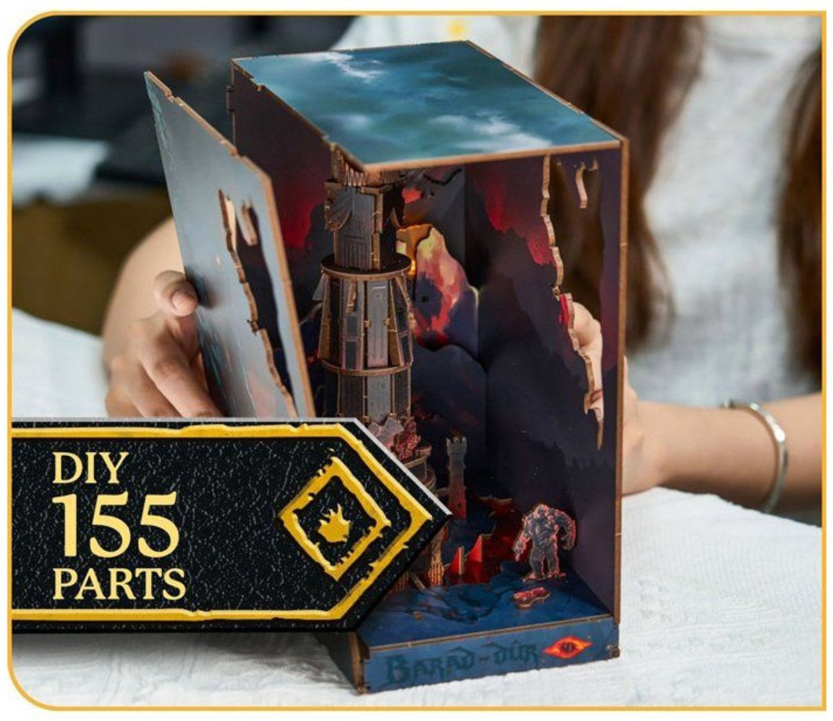 Revell modelbouwpakket – 00537 tiny adventures – lord of the rings – barad-dûr – boekhoekje met led verlichting – 18x11x23cm houten – Revell – modelbouw