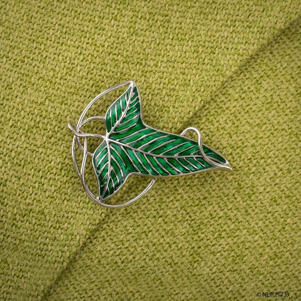 Lord of the rings elven leaf brooch