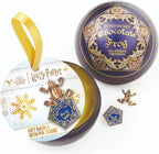 The Carat Shop – Harry Potter chocolade kikker kerstbal – cadeaubal met broche