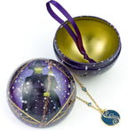 The Carat Shop – wicked elphaba & blue shiz university heks – tovenares – cadeaubal met ketting