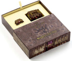The Carat Shop – Harry Potter – collector cadeauset met monsterlijk boek sleutelhanger en pin badge.
