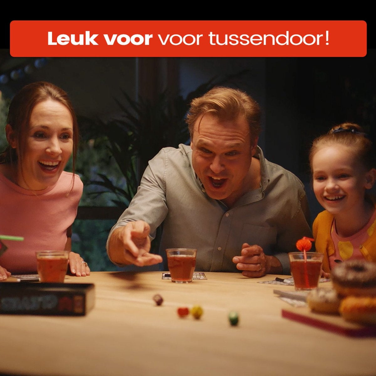 999 games – clever – dobbelspel – creëer kettingreacties door de juiste keuzes te maken – gezelschapsspel – familiespel – strategiespel – klein cadeautje